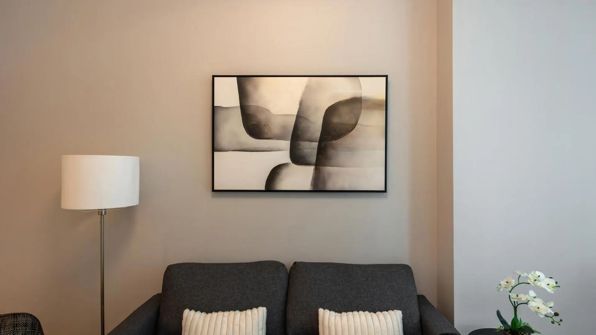 New 1 Bd Apartment In Business Bay Missoni Dubai